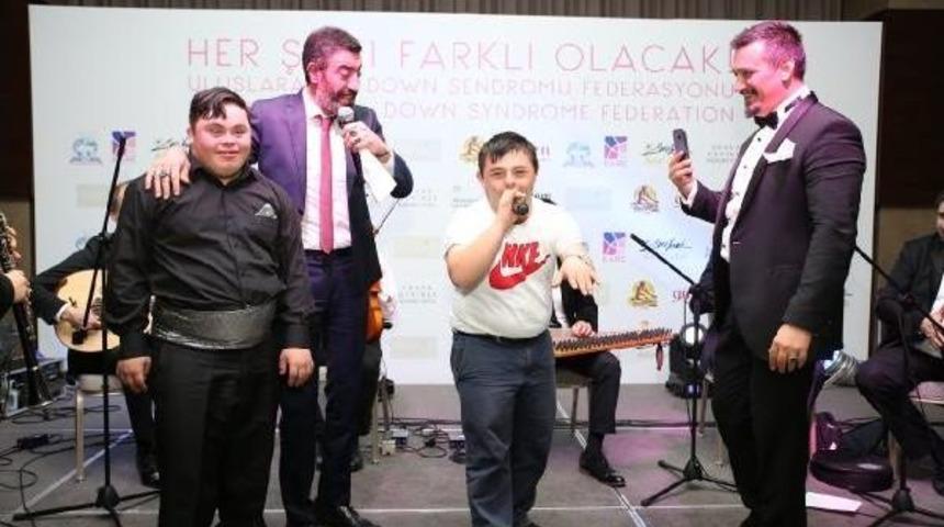Down Sendromlular Farkındalık G&uuml;n&uuml;'nde 'melek Y&uuml;zler' İstanbul'da Buluştu