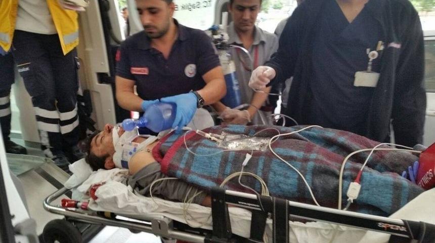 İskenderun&rsquo;da Fırtınada Ağır Yaralanan Gen&ccedil; Hayata Veda Etti