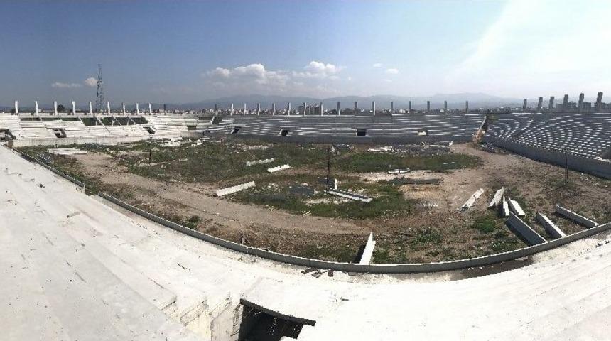 Spor Toto Akhisar Stadyumunda Yer Teslimi Yapıldı