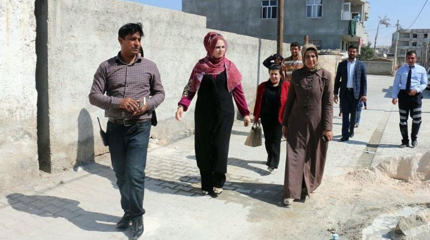 Ak&ccedil;akale Belediyesi Metruk Binada Kalan Aileyi Sıcak Yuvaya Kavuşturuyor