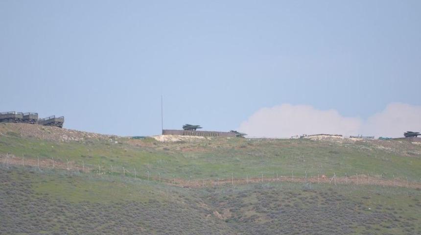 Sınırda Top Atışları Korkuttu