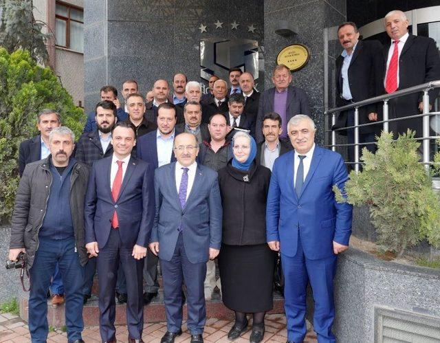 Başkan Gümrükçüoğlu, Maçka’da Mahalle Muhtarları İle Buluştu