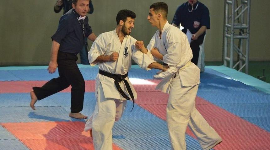 Balkanlarda ’yıldırım’ Fırtınası