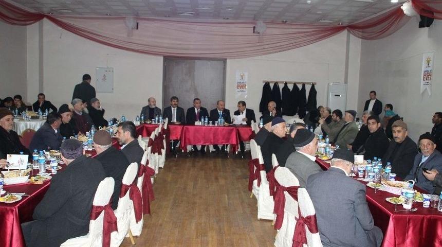 Ak Parti, Yaşlılarla Bir Araya Geldi