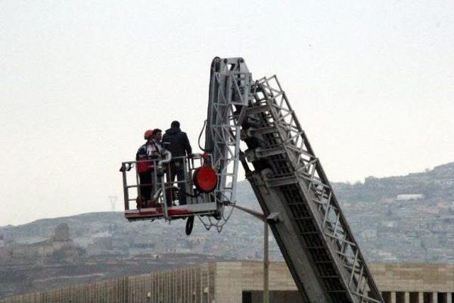 Direkte Intihar Girişimini Polis Önledi