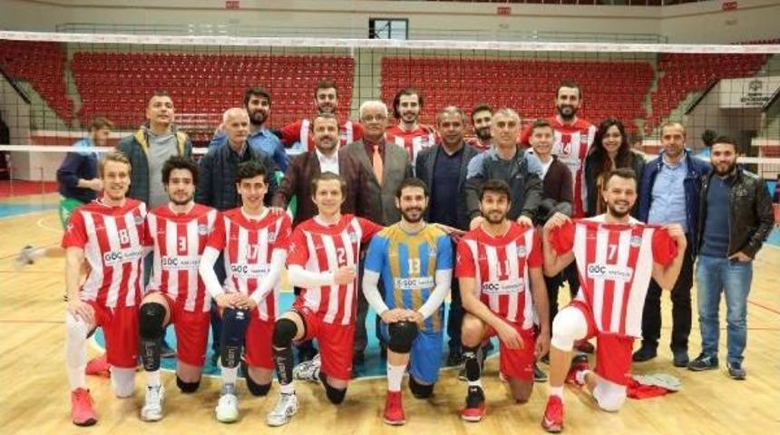 Akkuş Belediyespor 2 Yılda Erkekler Voleybol 1'inci Ligi'nde