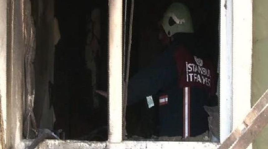 Koah Hastası Bir Kişi Yangında &Ouml;ld&uuml;