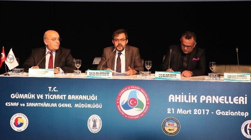 Ahilik Panellerinin İlki Gaziantep &Uuml;niversitesinde D&uuml;zenlendi