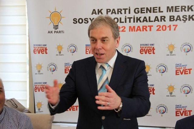 Ak Parti’den ’büyüklerimize Hürmet Kararımız Evet’ Programı