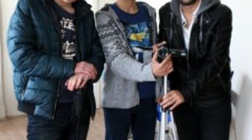 &Ouml;ğrencilerin "azmi"