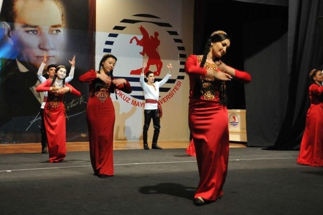 Om&uuml;&rsquo;de T&uuml;rkmen R&uuml;zgarı