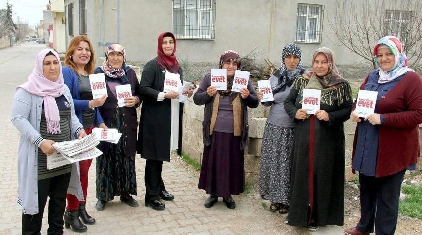 Ak Partili Kadınlar, Referandum &Ccedil;alışmalarını S&uuml;rd&uuml;r&uuml;yor