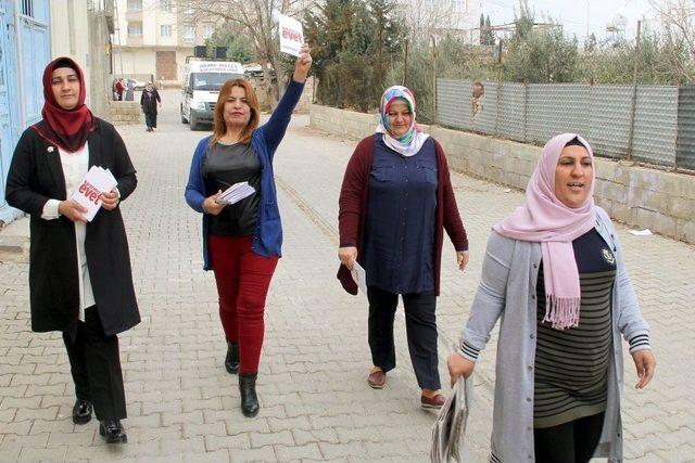 Ak Partili Kadınlar, Referandum Çalışmalarını Sürdürüyor