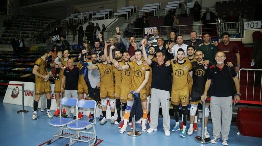 Jeopark Kula Belediyespor Final Turunu Garantiledi
