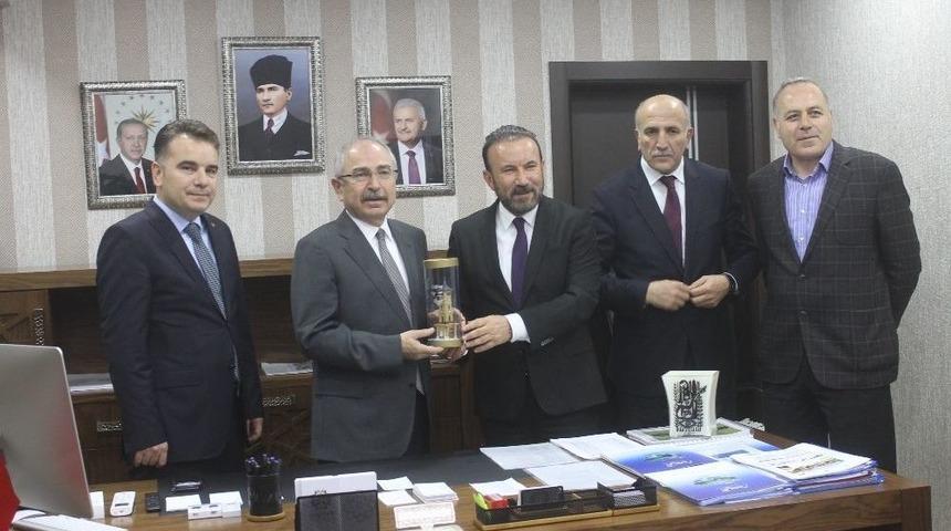 Başkan Doğan Mardin B&uuml;y&uuml;kşehir Beleyesi&rsquo;ni Ziyaret Etti