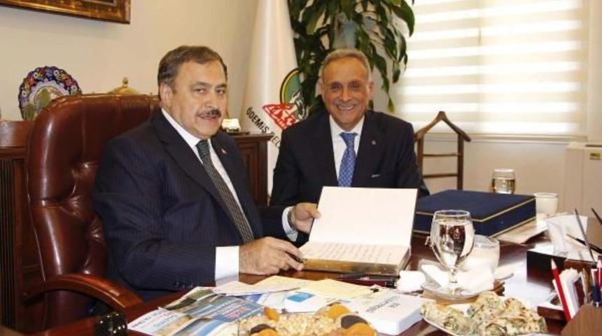 Bakan Eroğlu: Kılı&ccedil;daroğlu'na 'afyonkarahisar'da Kese, Sabun Dinlenirsin' Dedim (2)