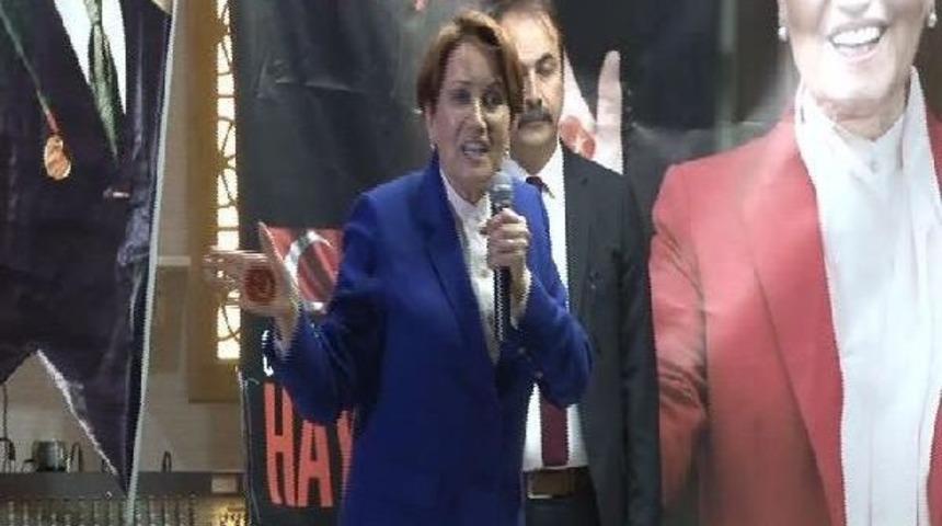 Akşener: Bah&ccedil;eli 2019'da Cumhurbaşkanlığına Aday Olursa S&ouml;z Veriyorum Benim Oyum Ona