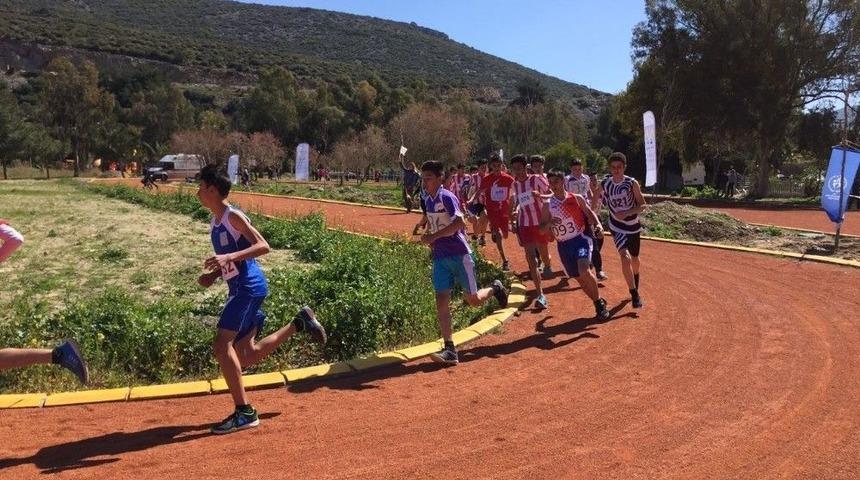 Atletizm Geliştirme Projesi Kuşadası&rsquo;nda Ger&ccedil;ekleştirildi