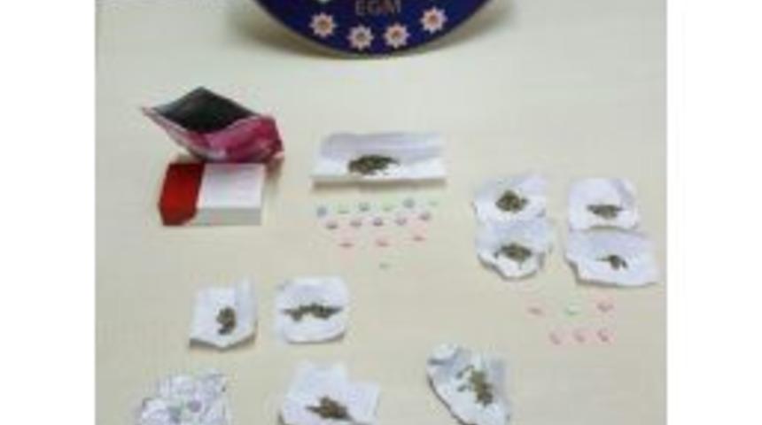 Koltuktan Uyuşturucu &Ccedil;ıktı, Zehir Taciri Tutuklandı