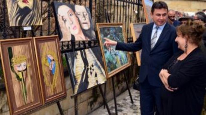 Hadra Hamamı&rsquo;nda Resim Ve Heykel Sergisi