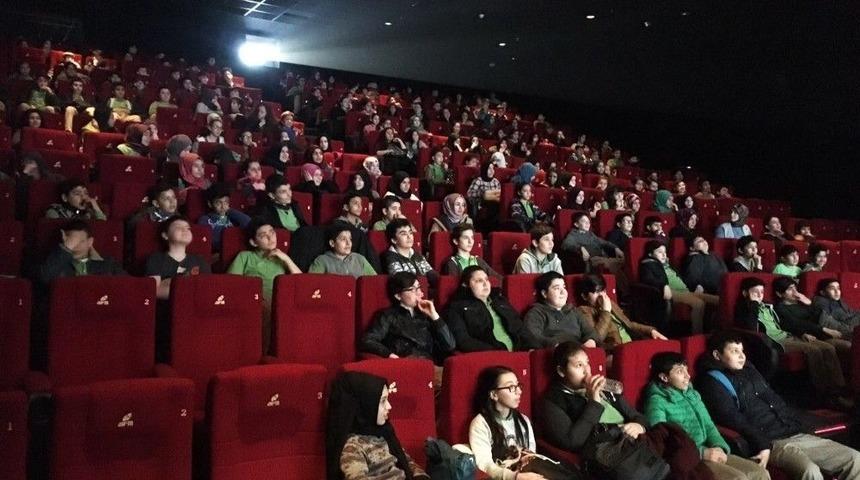 Beyoğlu&rsquo;nda 500 &Ouml;ğrenci Daha Sinemayla Buluştu