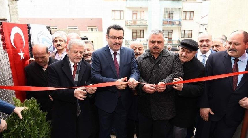 Gen&ccedil;, Muhtarlıkların Kapatılacağı İddialarına Tepki G&ouml;sterdi