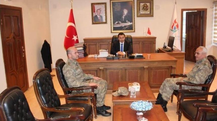 B&ouml;lge Komutanı G&uuml;ney&rsquo;den Kaymakam Uzan&rsquo;a Ziyaret