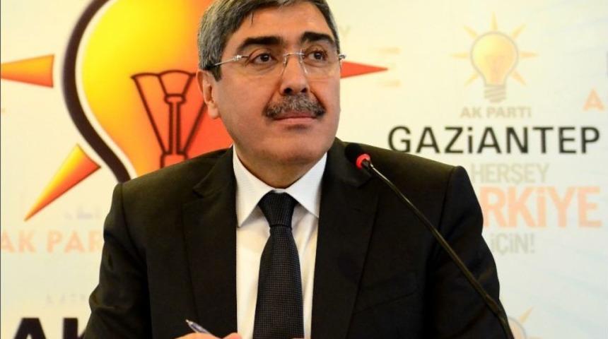 Ak Parti İl Başkanı &Ouml;zke&ccedil;eci D&uuml;nya Yaşlılar G&uuml;n&uuml;n&uuml; Kutladı