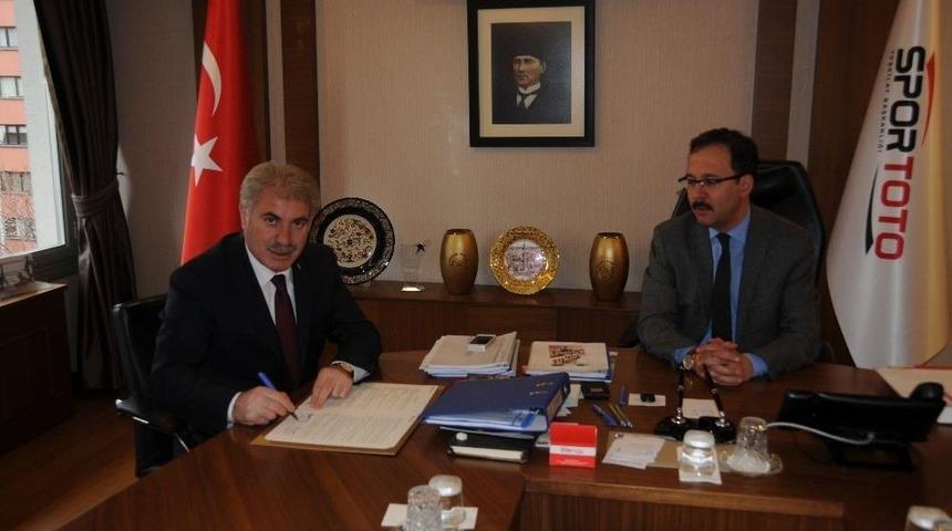 Semt Saha Yapımı İ&ccedil;in İmzalar Atıldı