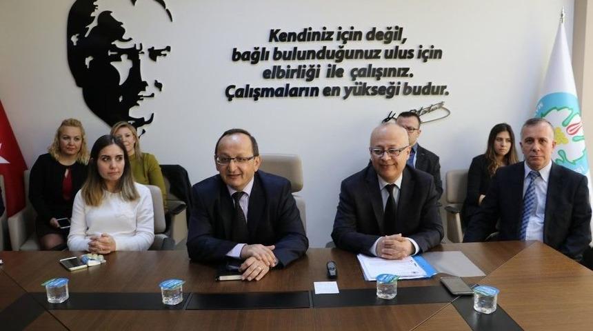 B&uuml;y&uuml;kşehir Personeline Hizmet İ&ccedil;i Eğitim