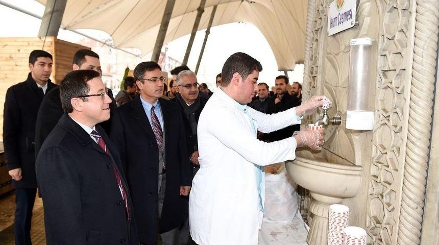 İkram &Ccedil;eşmesinden Her G&uuml;n 750 Kişi Sıcak &Ccedil;orba İ&ccedil;iyor