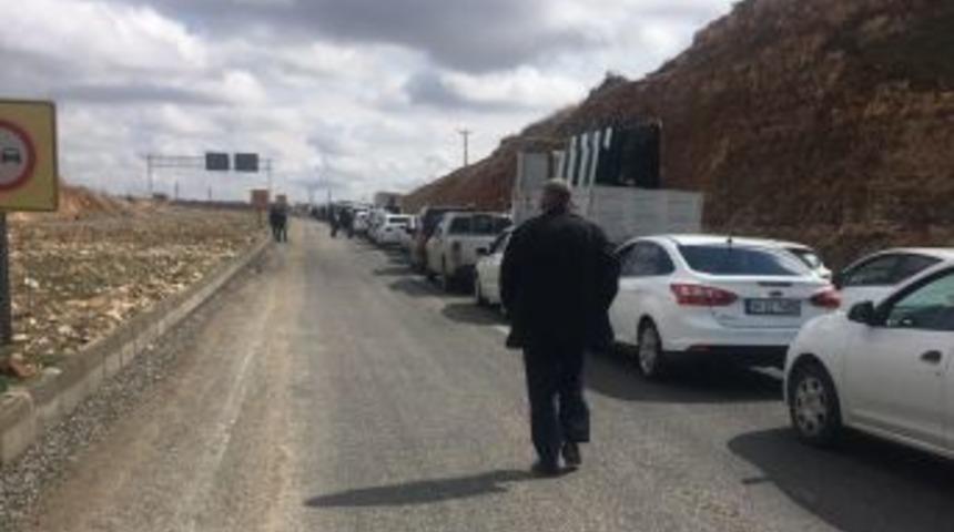 Mardin&rsquo;de Bomba İhbarı Paniğe Neden Oldu