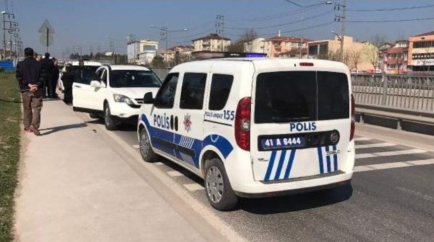 Cip S&uuml;r&uuml;c&uuml;s&uuml; 'dur' Ihtarına Uymayınca Polis Alarma Ge&ccedil;ti