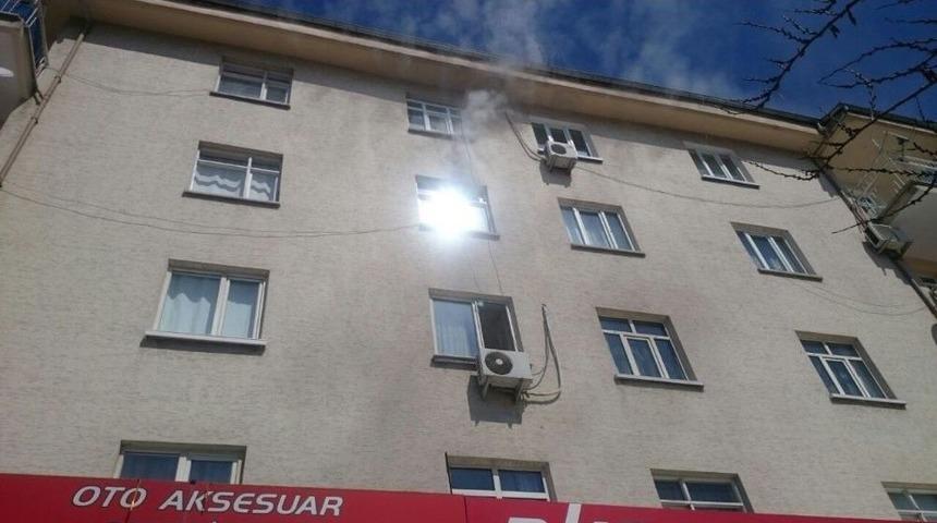 Malatya&rsquo;da Ev Yangını