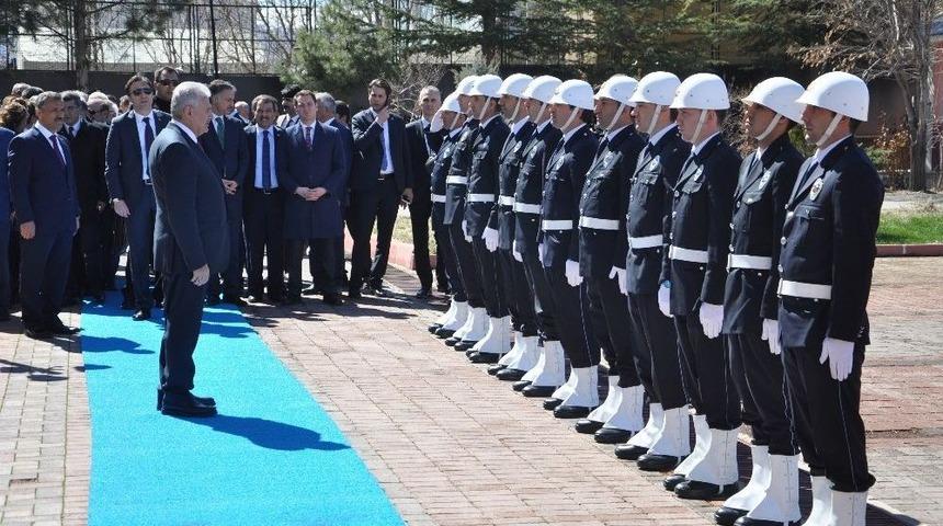 Başbakan Yıldırım Tunceli&rsquo;de