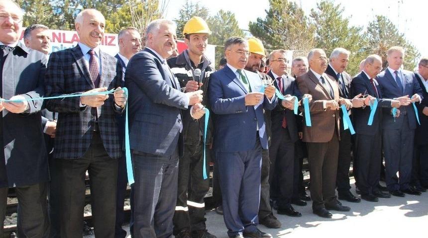 T&uuml;rkiye&rsquo;nin İlk Yeni Nesil Milli Y&uuml;k Vagonu G&ouml;r&uuml;c&uuml;ye &Ccedil;ıktı