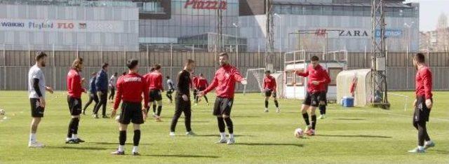 Samsunsporlu Futbolcular Galibiyet Serisini Sürdürmek Istiyor