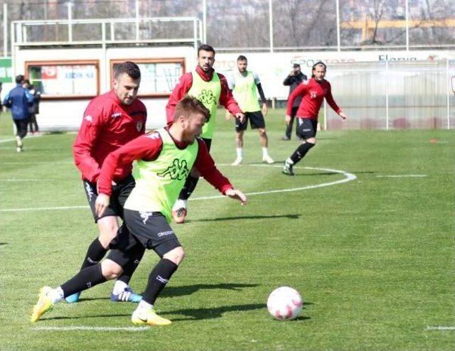 Samsunsporlu Futbolcular Galibiyet Serisini Sürdürmek Istiyor