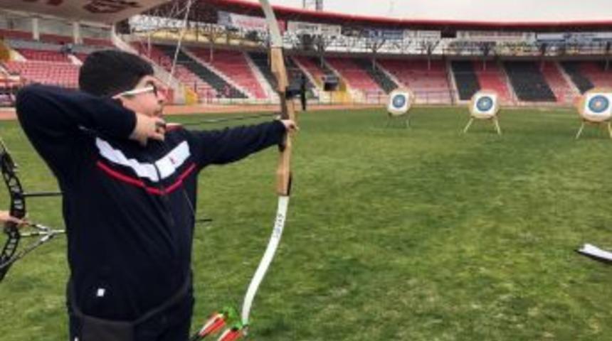 Ok&ccedil;uluk Yarışmasında &Ouml;zel Sanko Ortaokulu &Ouml;ğrencisi İl Birincisi Oldu