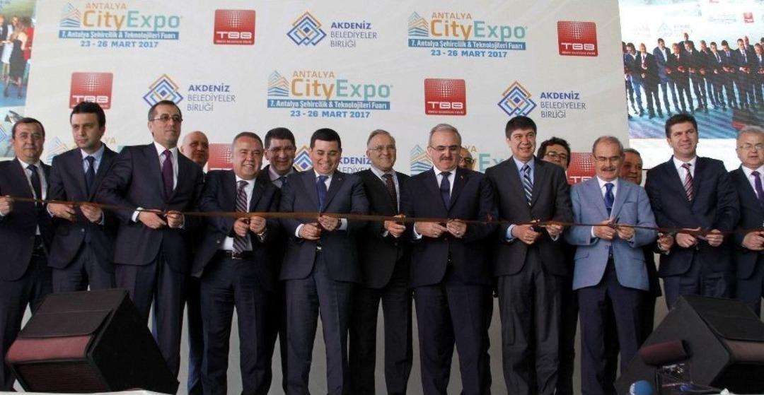 7&rsquo;nci Antalya Şehircilik Ve Teknolojileri Fuarı Y&uuml;zde 100 B&uuml;y&uuml;meyle A&ccedil;ıldı