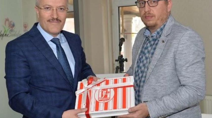 Balıkesirspor'a Yemekli Moral