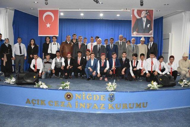 Cezaevinde Lise Öğrencilerinden Anlamlı Program