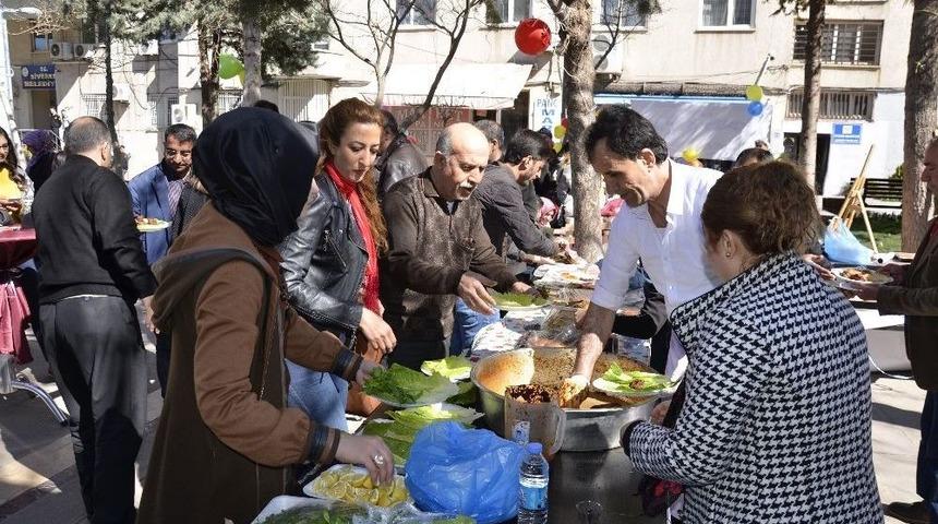 Siverek&rsquo;te İhtiya&ccedil; Sahipleri Ve Yetimler Yararına Kermes D&uuml;zenlendi
