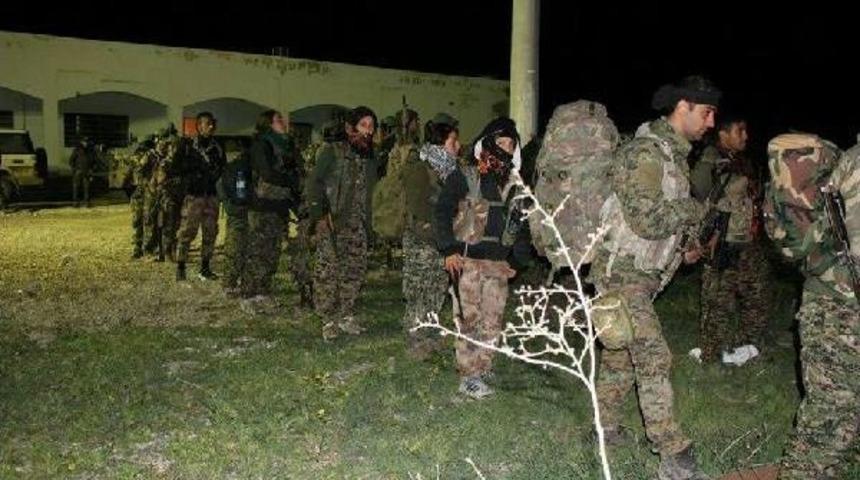 Rakka Yakınlarına Havadan Indirilen Abd Askerleri Ve Ypg'lilerin Fotoğrafları Yayınlandı