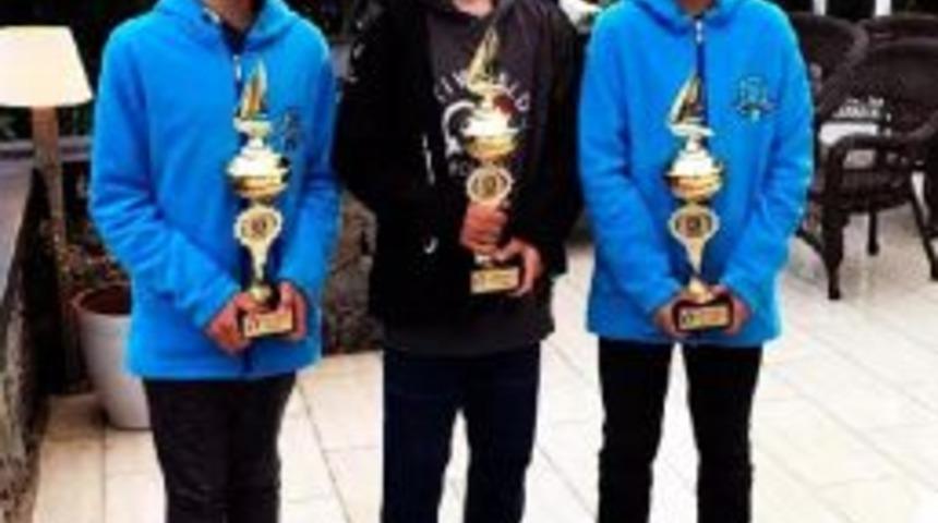 Bodrum Belediyesi Bodrumsporlu Yelkenciler &Ccedil;eşme'de Yarışacak