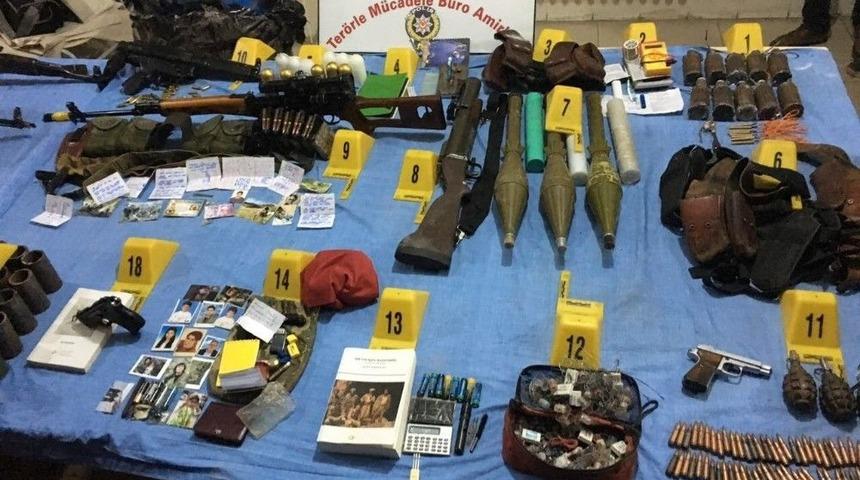 Ağrı&rsquo;da Ter&ouml;ristlere Ait M&uuml;himmat Bulundu