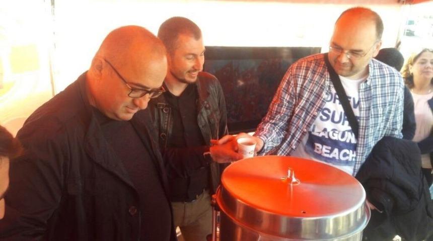 Gider, Kepez’de ‘evet’ Çadırını Ziyaret Etti