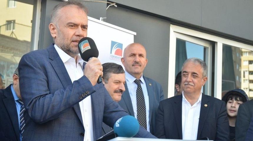 &Ccedil;ekmek&ouml;y Yeni Aile Sağlığı Merkezine Kavuştu