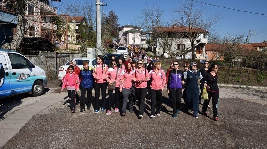 Kartepe Kadınlar Kul&uuml;b&uuml; &rsquo;d&uuml;nya Su G&uuml;n&uuml;&rsquo; İ&ccedil;in Y&uuml;r&uuml;d&uuml;