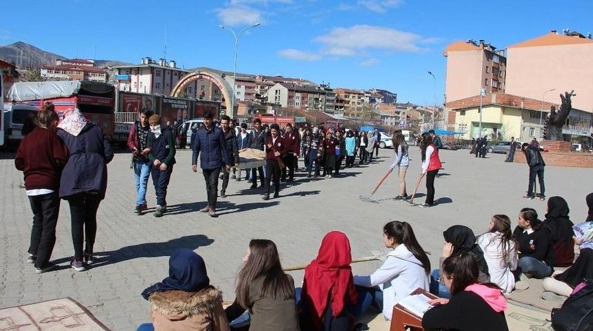 Oltu&rsquo;da Kurtuluş Provası